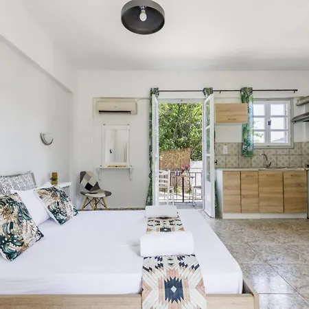 Rose Skopelos
